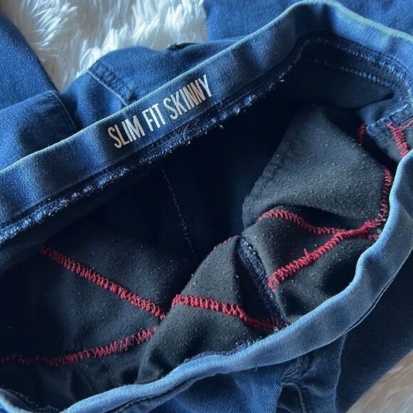 Slim Fit Skinny Midrise Lightweight Denim Jeggings - Picture 9 of 12